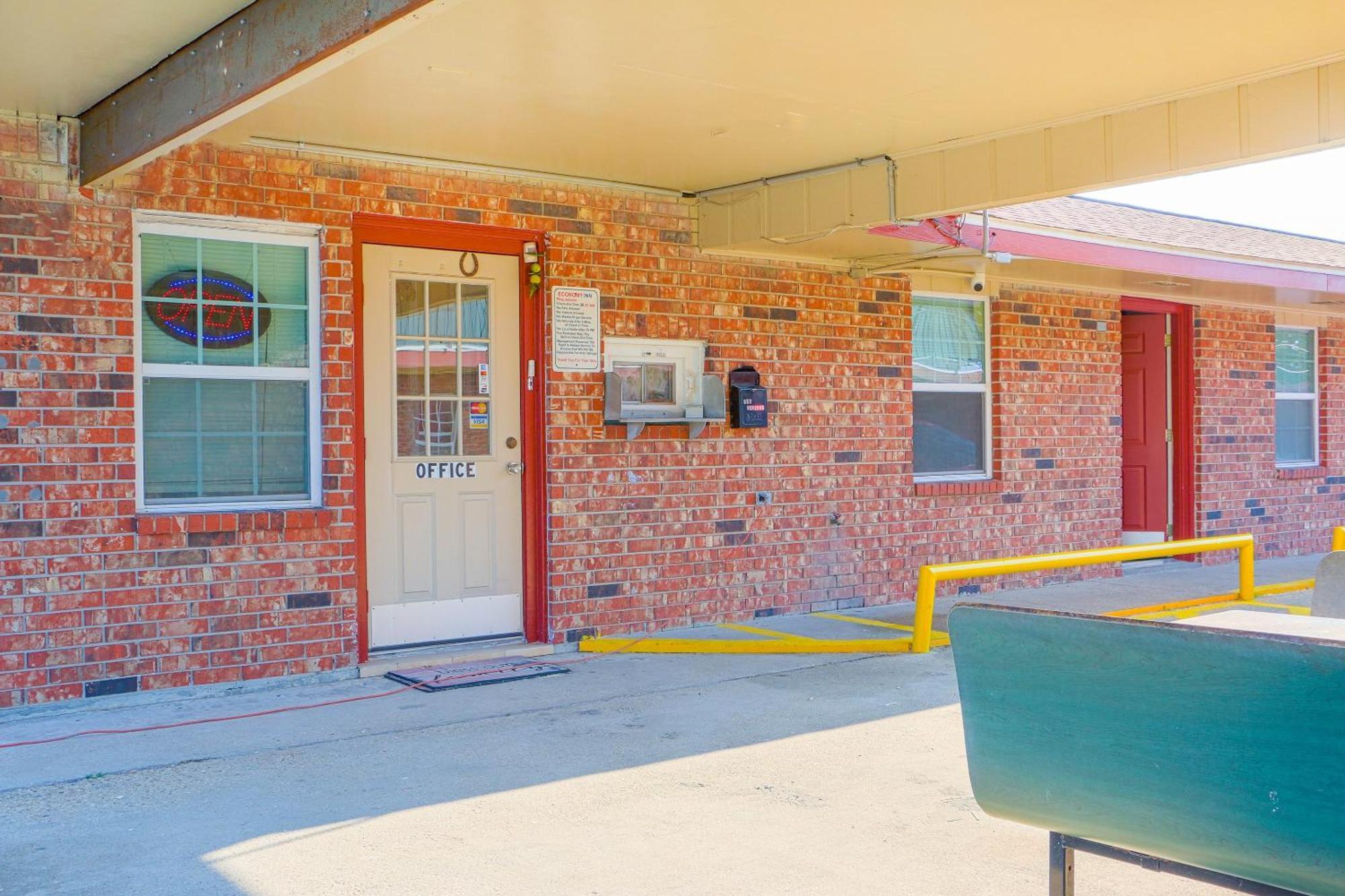 Economy Inn By Oyo Lockport Near Houma المظهر الخارجي الصورة