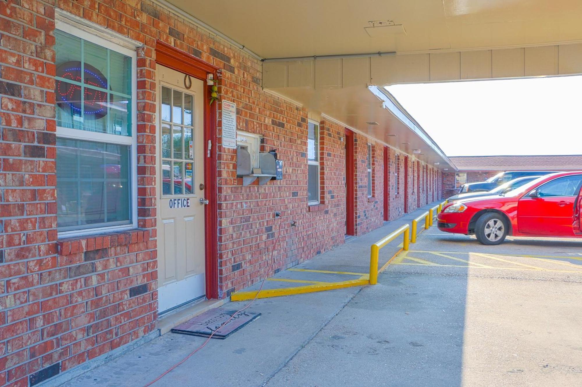 Economy Inn By Oyo Lockport Near Houma المظهر الخارجي الصورة